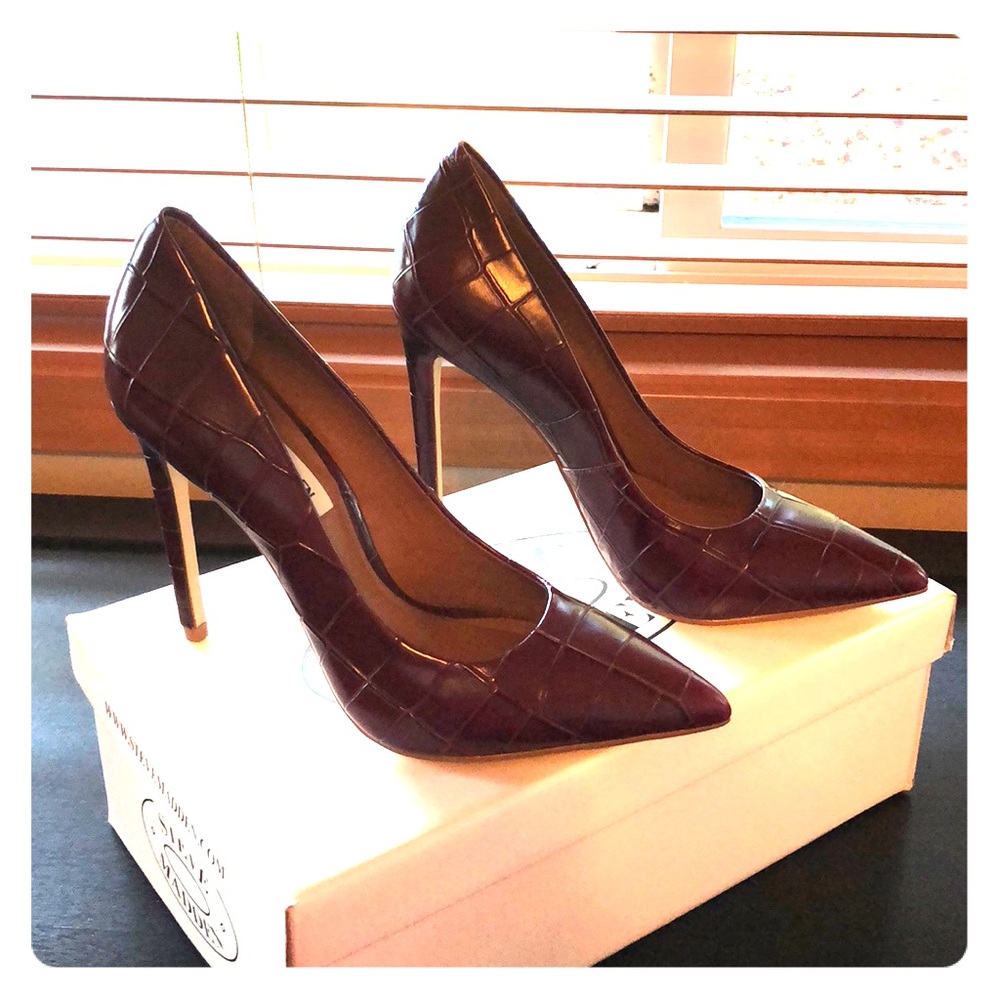 New!! Steve Madden Heels